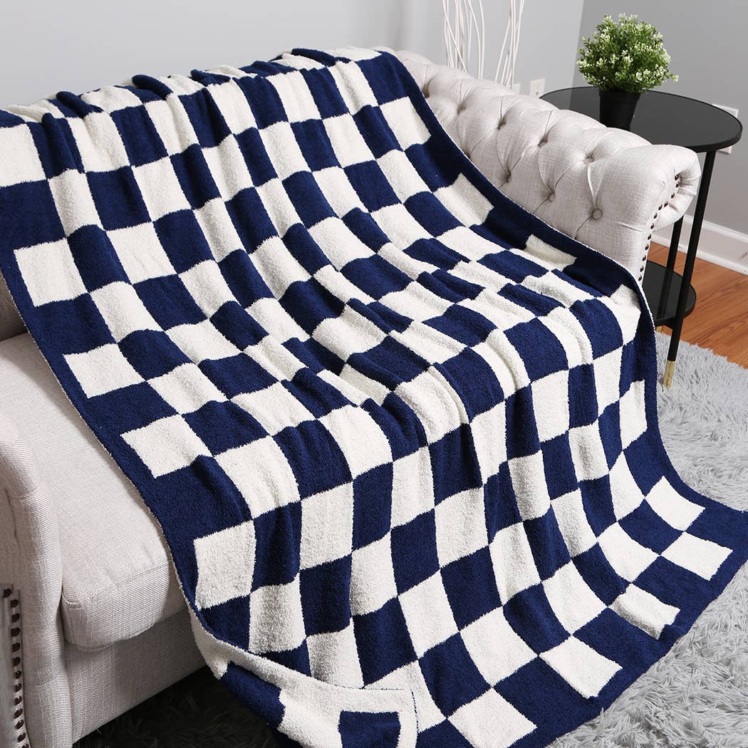 Checkerboard Patterned Throw Blanket: Pink / ONE SIZE