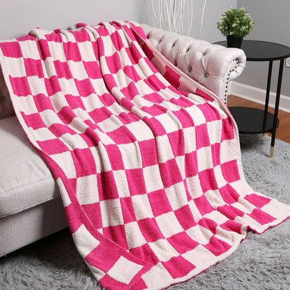 Checkerboard Patterned Throw Blanket: Green / ONE SIZE