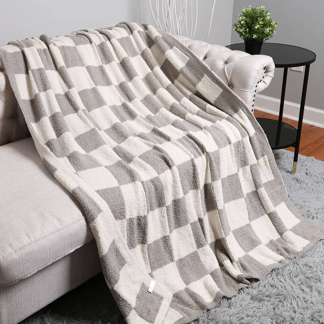 Checkerboard Patterned Throw Blanket: Pink / ONE SIZE