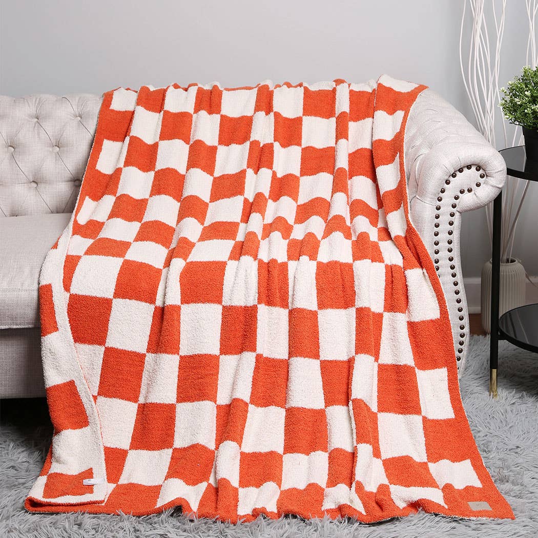 Checkerboard Patterned Throw Blanket: Green / ONE SIZE