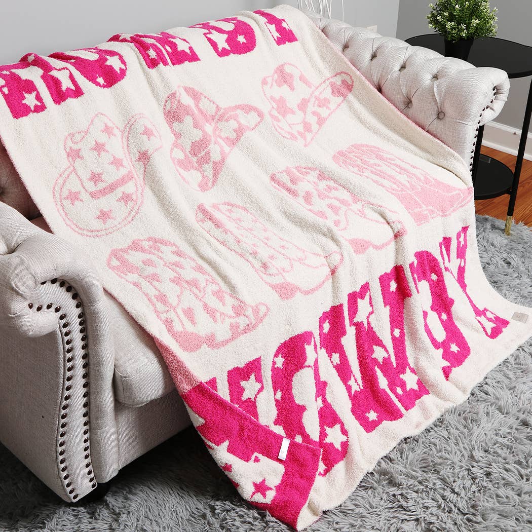 Howdy Western Theme Print Soft Throw Blanket: Pink / ONE SIZE