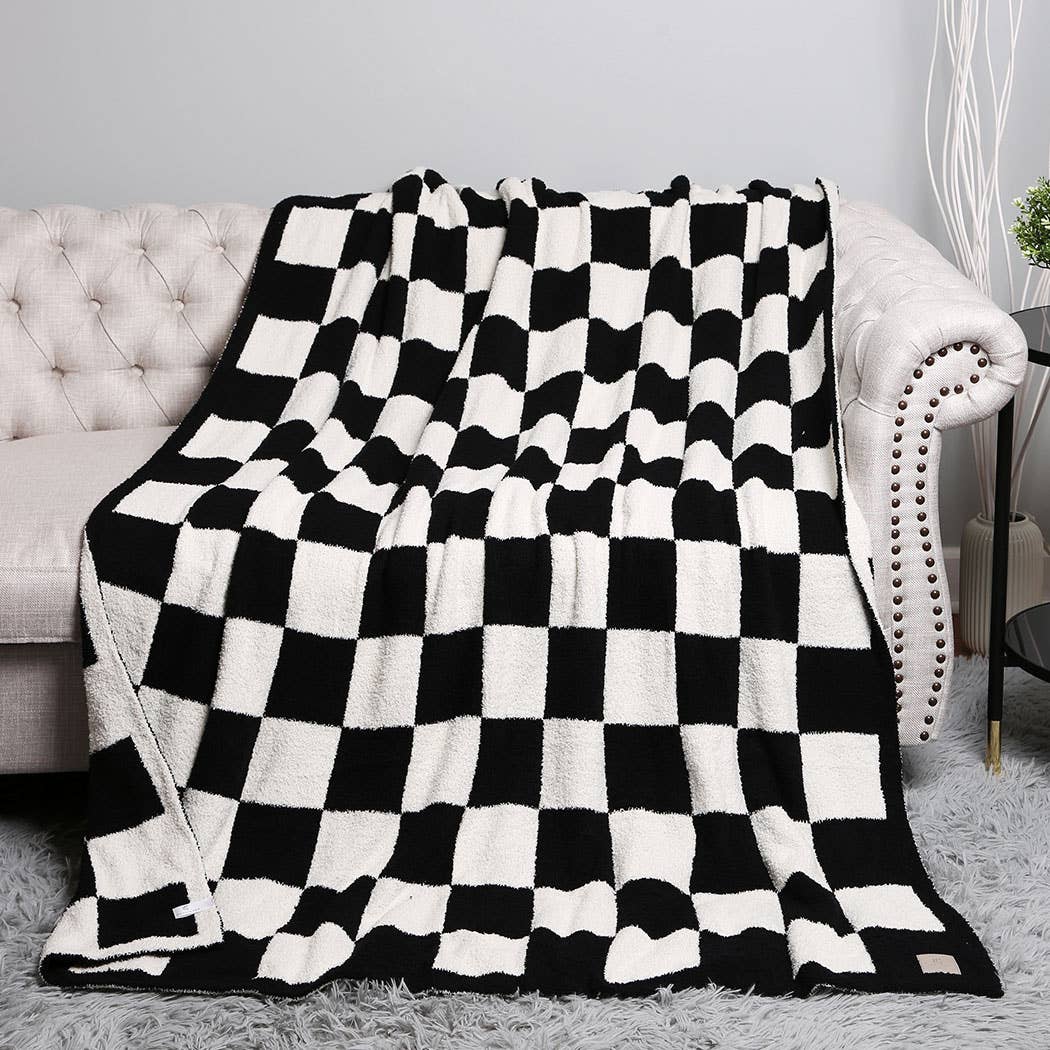 Checkerboard Patterned Throw Blanket: Pink / ONE SIZE